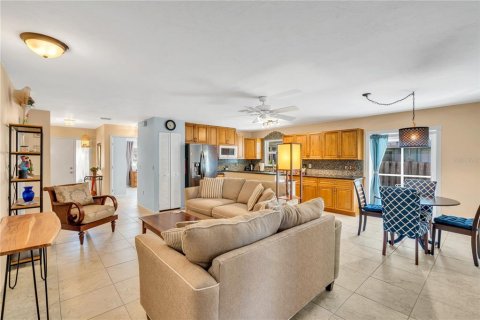 Villa ou maison à louer à Sarasota, Floride: 3 chambres, 153.38 m2 № 1853938 - photo 20