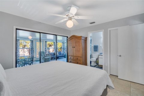 Villa ou maison à louer à Sarasota, Floride: 3 chambres, 153.38 m2 № 1853938 - photo 11