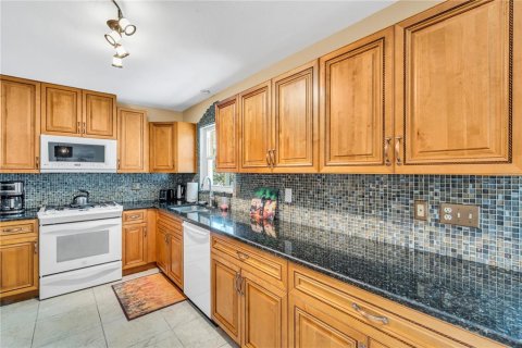 Villa ou maison à louer à Sarasota, Floride: 3 chambres, 153.38 m2 № 1853938 - photo 25