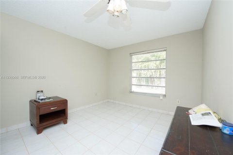 Villa ou maison à vendre à Homestead, Floride: 4 chambres, 305.74 m2 № 2152591 - photo 22