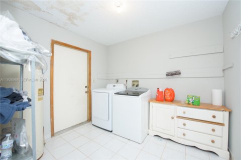 Villa ou maison à vendre à Homestead, Floride: 4 chambres, 305.74 m2 № 2152591 - photo 24