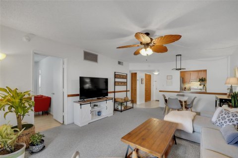 Condominio en venta en Pompano Beach, Florida, 2 dormitorios, 81.75 m2 № 2175438 - foto 7