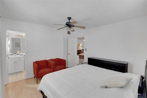 Condominio en venta en Pompano Beach, Florida, 2 dormitorios, 81.75 m2 № 2175438 - foto 4
