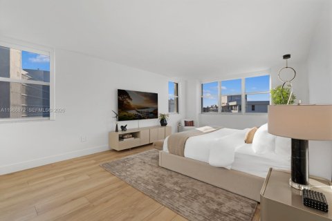 Condo in Bay Harbor Islands, Florida, 3 bedrooms  № 2029505 - photo 14