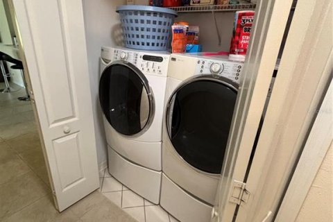 Villa ou maison à louer à Mount Dora, Floride: 3 chambres, 126.25 m2 № 1893824 - photo 28