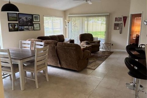 Villa ou maison à louer à Mount Dora, Floride: 3 chambres, 126.25 m2 № 1893824 - photo 14