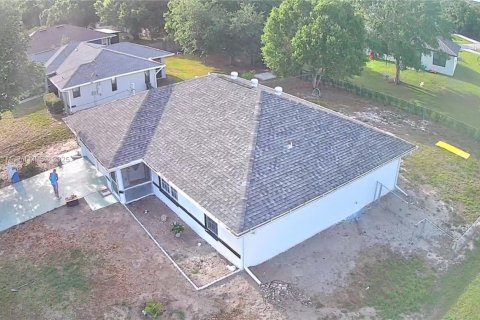 House in Lehigh Acres, Florida 3 bedrooms, 132.11 sq.m. № 1850874 - photo 5