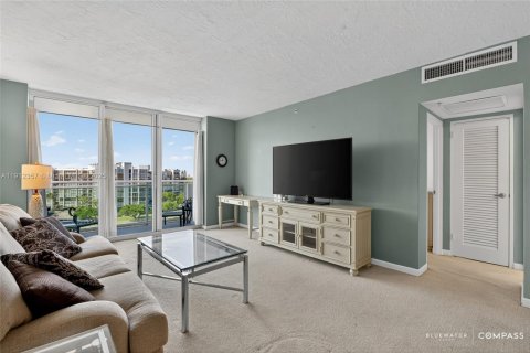 Condominio en venta en Hollywood, Florida, 1 dormitorio, 84.17 m2 № 1969218 - foto 10