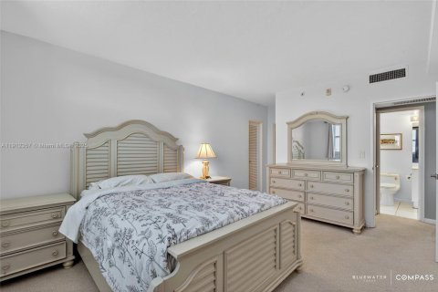 Condominio en venta en Hollywood, Florida, 1 dormitorio, 84.17 m2 № 1969218 - foto 15