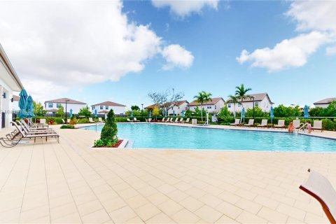 Townhouse in Homestead, Florida 3 bedrooms, 149.76 sq.m. № 1498377 - photo 3
