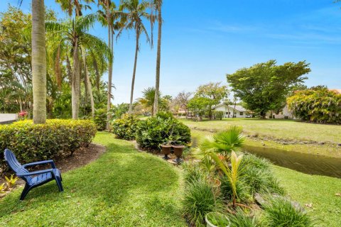 Villa ou maison à vendre à Coral Springs, Floride: 4 chambres, 303.88 m2 № 2146681 - photo 9