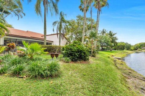 Villa ou maison à vendre à Coral Springs, Floride: 4 chambres, 303.88 m2 № 2146681 - photo 10