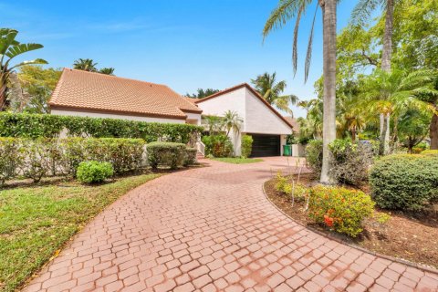 Villa ou maison à vendre à Coral Springs, Floride: 4 chambres, 303.88 m2 № 2146681 - photo 3