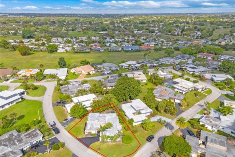 Villa ou maison à vendre à Tamarac, Floride: 3 chambres, 194.44 m2 № 1935935 - photo 24