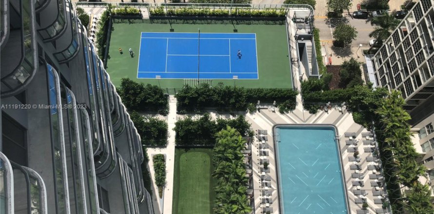 Кондоминиум с 1 спальней в Майами, Флорида № 1983680