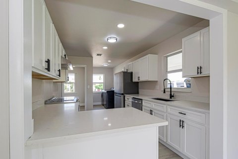 Casa en venta en Sebastian, Florida, 3 dormitorios, 178 m2 № 2382684 - foto 11