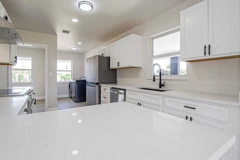 Casa en venta en Sebastian, Florida, 3 dormitorios, 178 m2 № 2382684 - foto 10