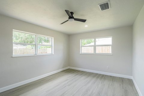 Casa en venta en Sebastian, Florida, 3 dormitorios, 178 m2 № 2382684 - foto 19