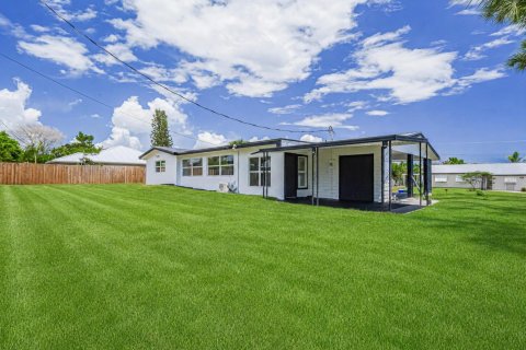 Casa en venta en Sebastian, Florida, 3 dormitorios, 178 m2 № 2382684 - foto 30