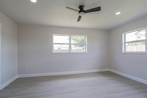 Casa en venta en Sebastian, Florida, 3 dormitorios, 178 m2 № 2382684 - foto 17