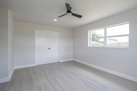 Casa en venta en Sebastian, Florida, 3 dormitorios, 178 m2 № 2382684 - foto 18