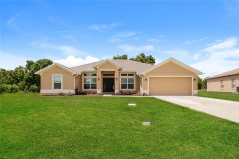 Villa ou maison à Poinciana, Floride 4 chambres, 201.51 m2 № 2302516