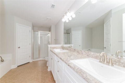 Villa ou maison à vendre à Poinciana, Floride: 4 chambres, 201.51 m2 № 2302516 - photo 10