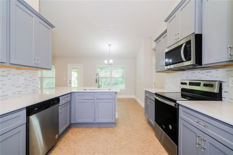 Villa ou maison à vendre à Poinciana, Floride: 4 chambres, 201.51 m2 № 2302516 - photo 6