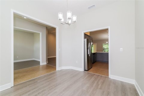 Villa ou maison à vendre à Poinciana, Floride: 4 chambres, 201.51 m2 № 2302516 - photo 3