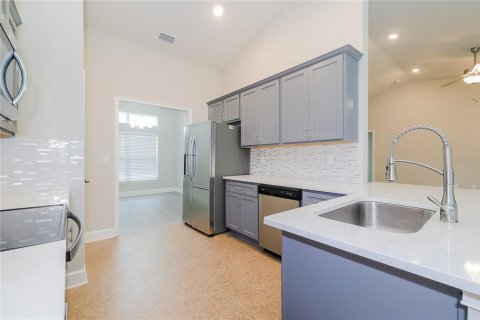 Villa ou maison à vendre à Poinciana, Floride: 4 chambres, 201.51 m2 № 2302516 - photo 7