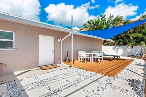 Commercial property in Fort Lauderdale, Florida 284 sq.m. № 1712443 - photo 21