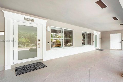 Commercial property in Fort Lauderdale, Florida 284 sq.m. № 1712443 - photo 3