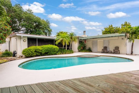 House in Fort Lauderdale, Florida 5 bedrooms, 278.71 sq.m. № 2083753 - photo 2