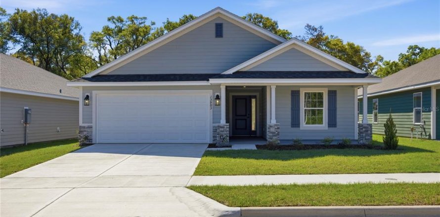 House in Alachua, Florida 4 bedrooms, 151.9 sq.m. № 2094888