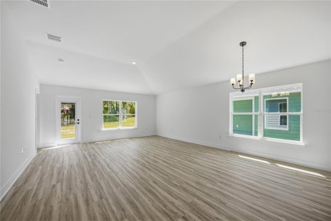 House in Alachua, Florida 4 bedrooms, 151.9 sq.m. № 2094888 - photo 4