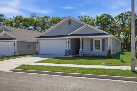 House in Alachua, Florida 4 bedrooms, 151.9 sq.m. № 2094888 - photo 2