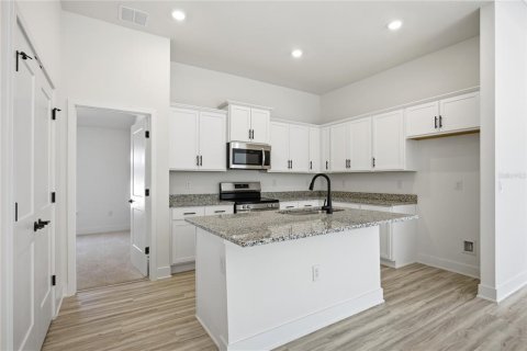 House in Alachua, Florida 4 bedrooms, 151.9 sq.m. № 2094888 - photo 10