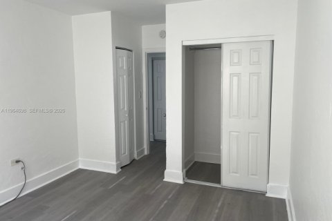 Condominio en alquiler en Miami Beach, Florida, 1 dormitorio, 58.53 m2 № 2026055 - foto 6