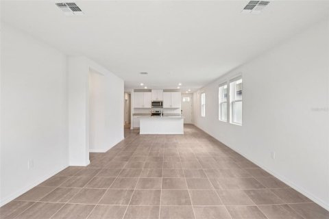 Casa en venta en Zephyrhills, Florida, 4 dormitorios, 149.29 m2 № 1758343 - foto 16