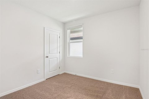 Casa en venta en Zephyrhills, Florida, 4 dormitorios, 149.29 m2 № 1758343 - foto 19