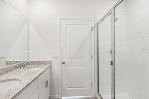 Casa en venta en Zephyrhills, Florida, 4 dormitorios, 149.29 m2 № 1758343 - foto 10