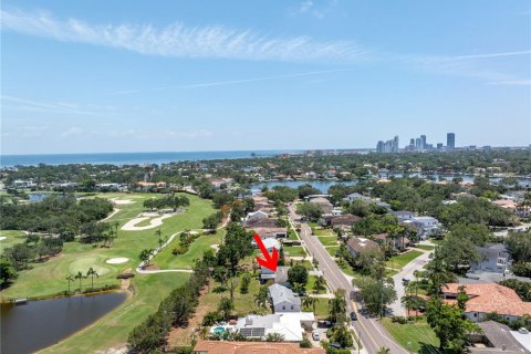 Casa en venta en Saint Petersburg, Florida, 3 dormitorios, 241.36 m2 № 1773881 - foto 22