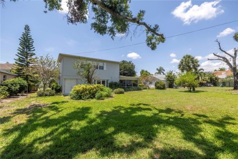 Casa en venta en Saint Petersburg, Florida, 3 dormitorios, 241.36 m2 № 1773881 - foto 15