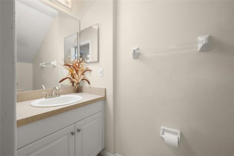 Townhouse in Gainesville, Florida 2 bedrooms, 106.09 sq.m. № 2403701 - photo 12
