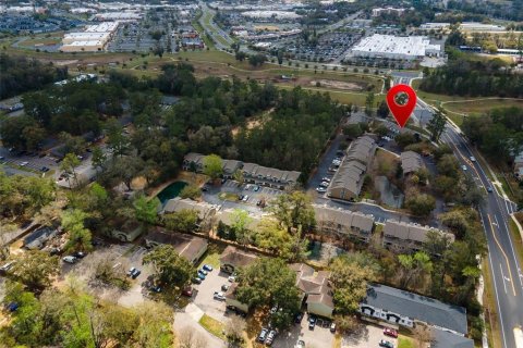 Townhouse in Gainesville, Florida 2 bedrooms, 106.09 sq.m. № 2403701 - photo 24