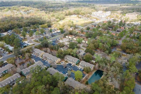 Townhouse in Gainesville, Florida 2 bedrooms, 106.09 sq.m. № 2403701 - photo 25