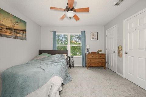 Townhouse in Gainesville, Florida 2 bedrooms, 106.09 sq.m. № 2403701 - photo 14