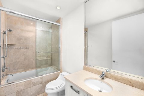 Condo in Sunny Isles Beach, Florida, 3 bedrooms  № 1874666 - photo 26