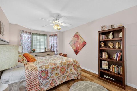Casa en venta en The Villages, Florida, 4 dormitorios, 204.57 m2 № 1916779 - foto 23