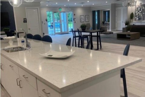 Снять в аренду виллу или дом в Дирфилд-Бич, Флорида 4 спальни, 202.9м2, № 2022014 - фото 14